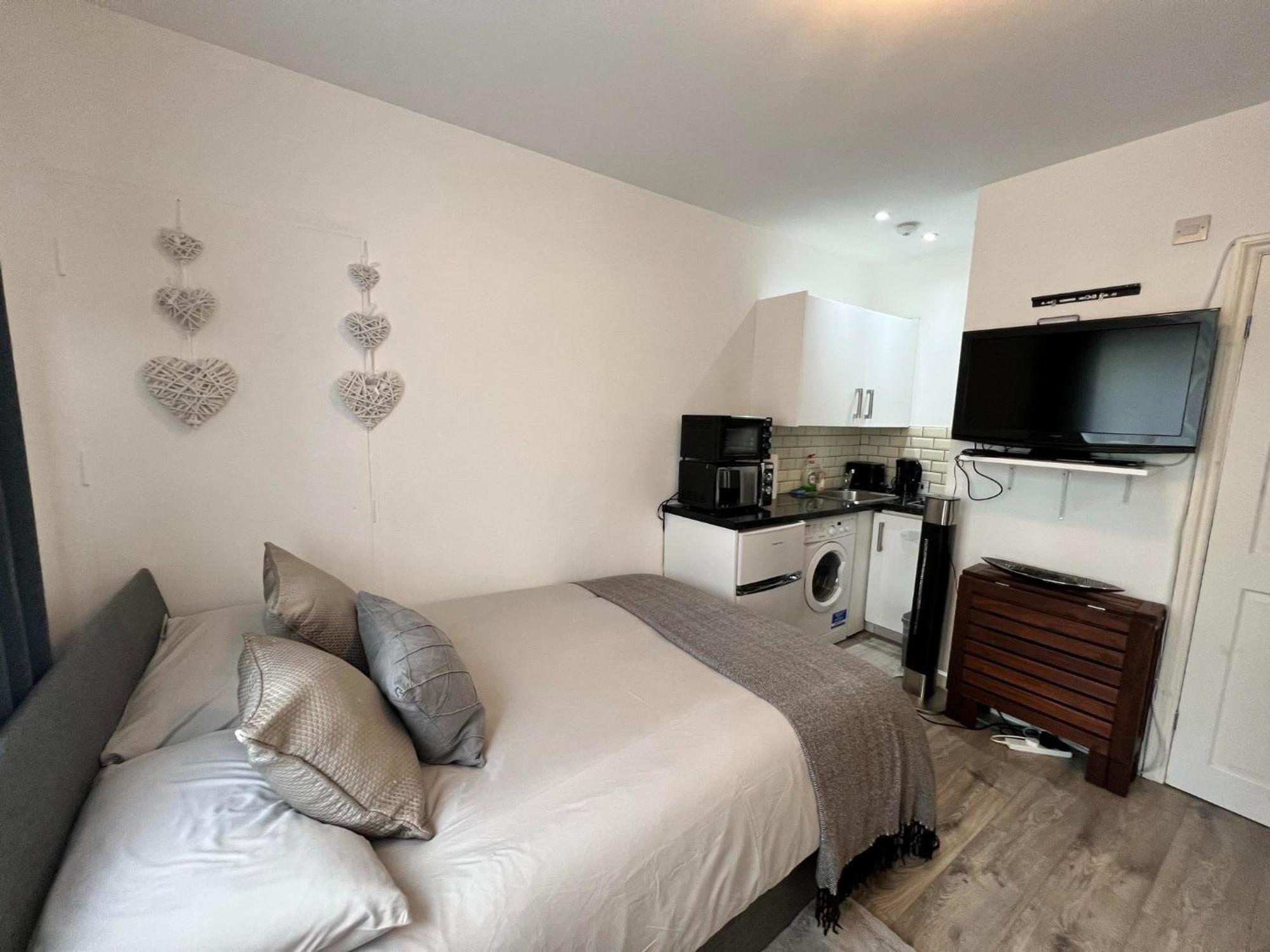 Cosy Studio Flat London Bagian luar foto